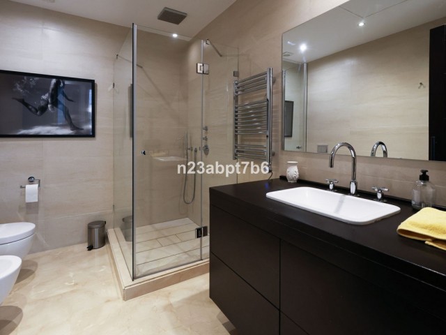 4 Soveroms Villa i Puerto Banús