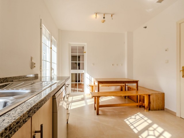 Villa avec 4 Chambres  à San Roque Club