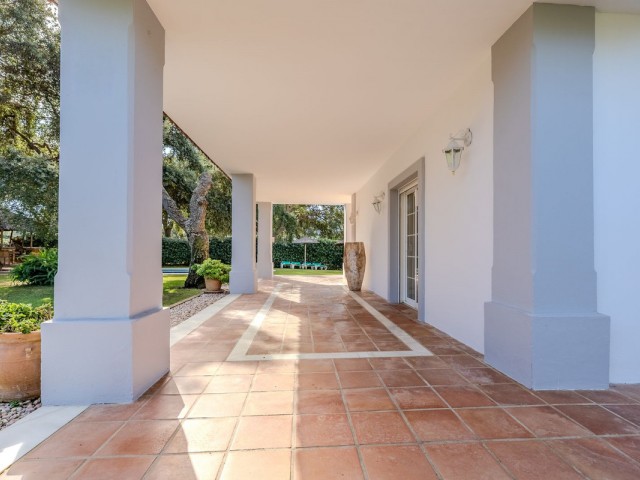Villa avec 4 Chambres  à San Roque Club