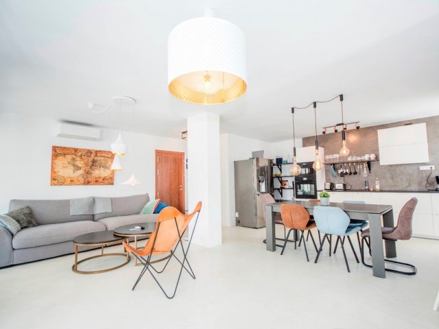 Apartment, Elviria, R5220169