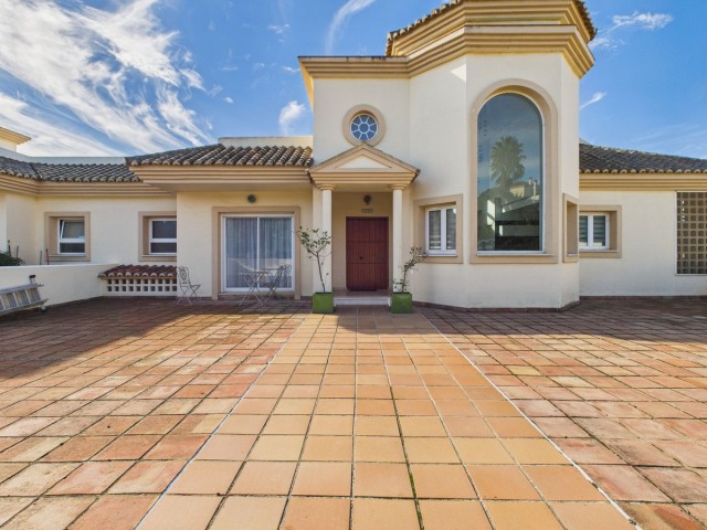 Kattohuoneisto, San Roque, R5212528