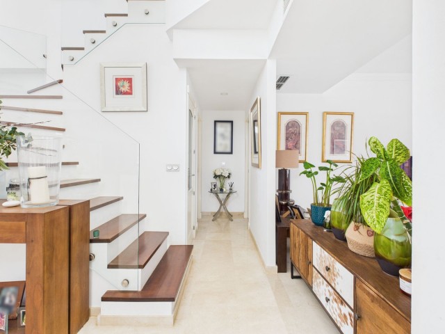 Kattohuoneisto, San Roque, R5212528