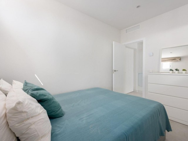 Penthouse avec 2 Chambres  à Puerto Banús