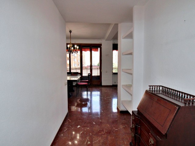 Appartement avec 3 Chambres  à Málaga