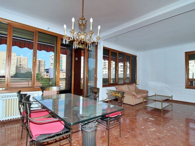 Appartement avec 3 Chambres  à Málaga