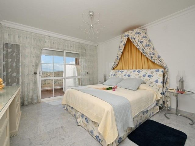 Apartamento con 3 Dormitorios  en Alhaurin Golf