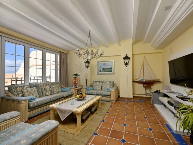 Apartamento con 3 Dormitorios  en Alhaurin Golf