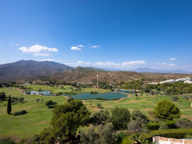 Apartamento con 3 Dormitorios  en Alhaurin Golf