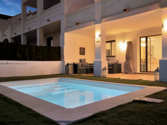 3 Slaapkamer Rijtjeshuis in Doña Julia
