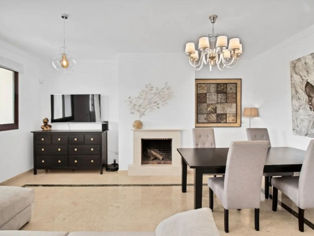 3 Slaapkamer Rijtjeshuis in Doña Julia