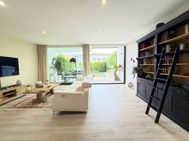 3 Bedrooms Townhouse in San Roque