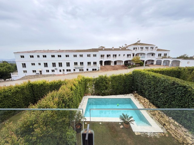 3 Bedrooms Townhouse in San Roque