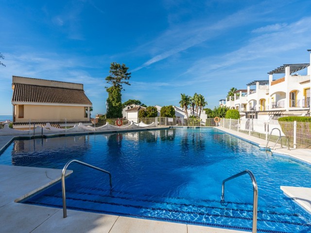Villa, Costabella, R5225683