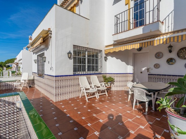 Villa, Costabella, R5225683