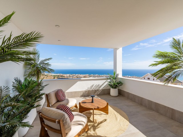 4 Bedrooms Villa in Benalmadena