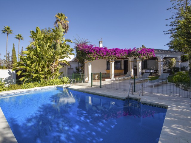 Villa Guadalmina Alta - R5227861