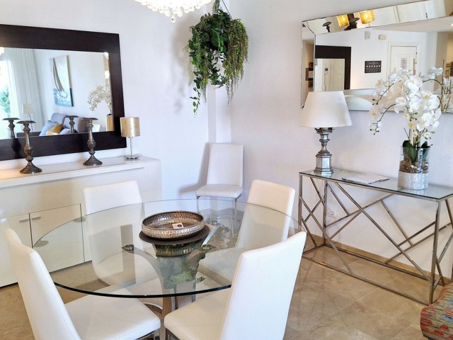 2 Bedrooms Apartment in La Duquesa