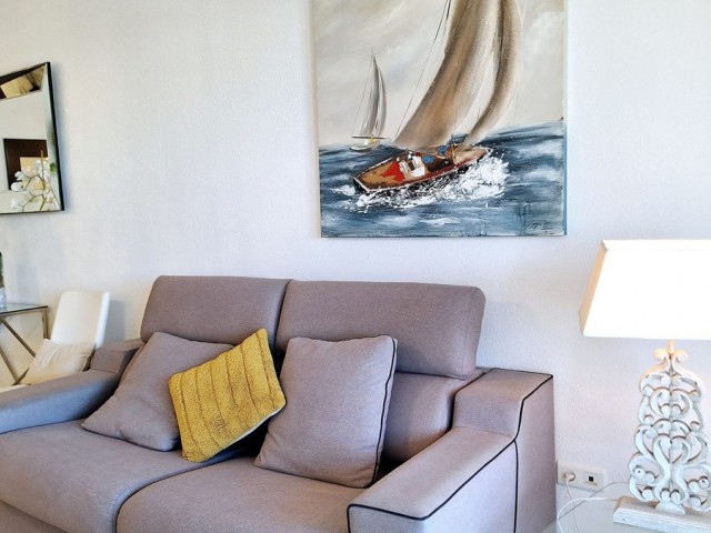 2 Bedrooms Apartment in La Duquesa