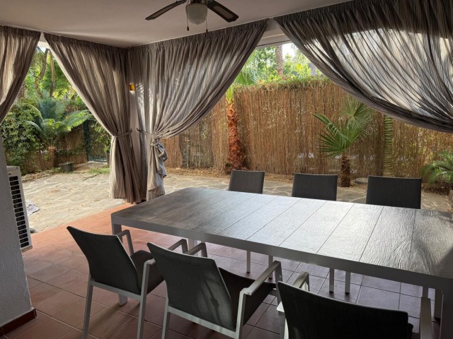 2 Bedrooms Apartment in Puerto Banús