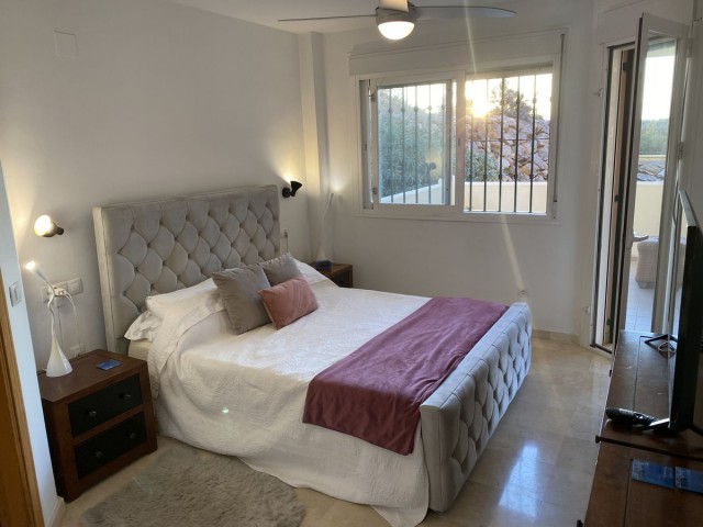 Apartamento con 3 Dormitorios  en Mijas
