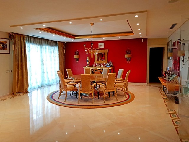 Penthouse in New Golden Mile