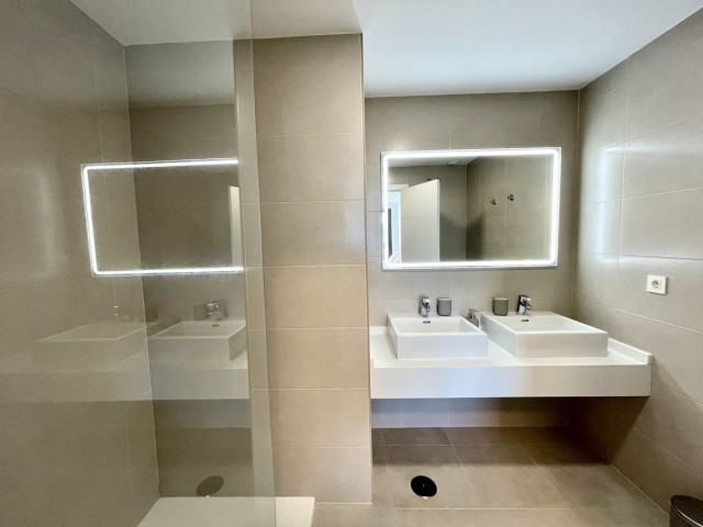 3 Slaapkamer Appartement in Las Lagunas