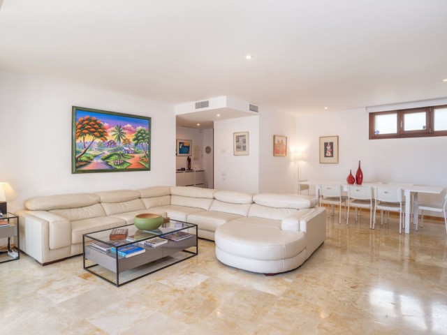 3 Makuuhuoneen Huoneisto Altos de los Monteros