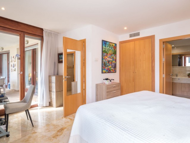 Appartement avec 3 Chambres  à Altos de los Monteros