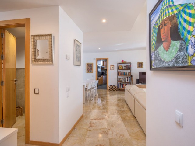 Appartement avec 3 Chambres  à Altos de los Monteros