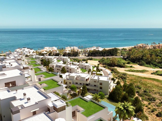 2 Bedrooms Apartment in Casares Playa