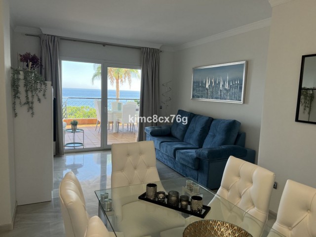 2 Bedrooms Apartment in Calahonda