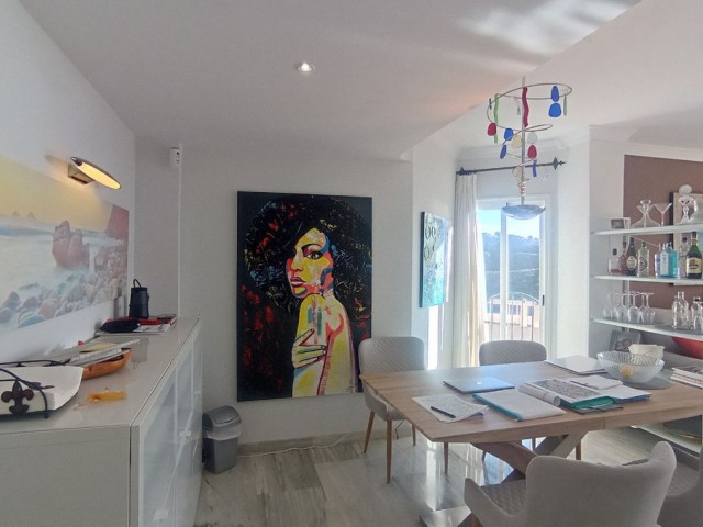 2 Bedrooms Apartment in Calahonda