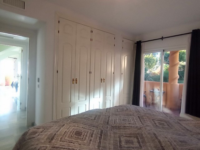 2 Bedrooms Apartment in Calahonda