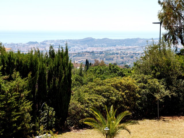 5 Bedrooms Townhouse in Mijas