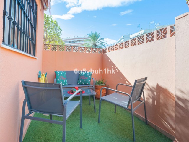 Villa con 4 Dormitorios  en Fuengirola
