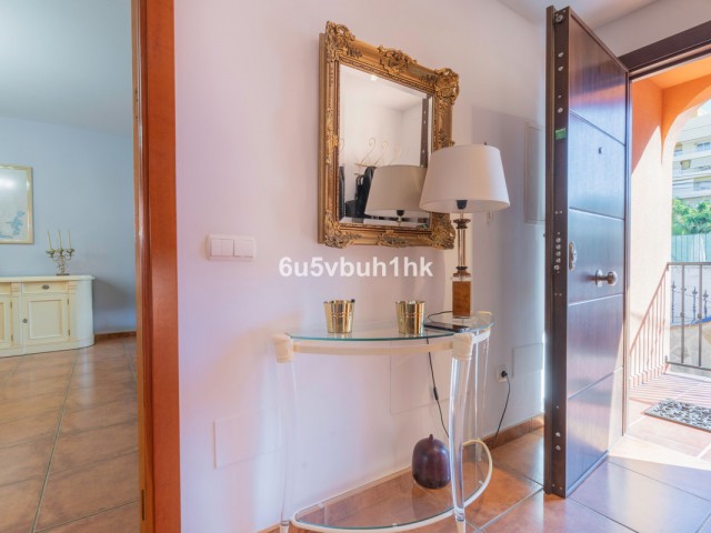 Villa con 4 Dormitorios  en Fuengirola