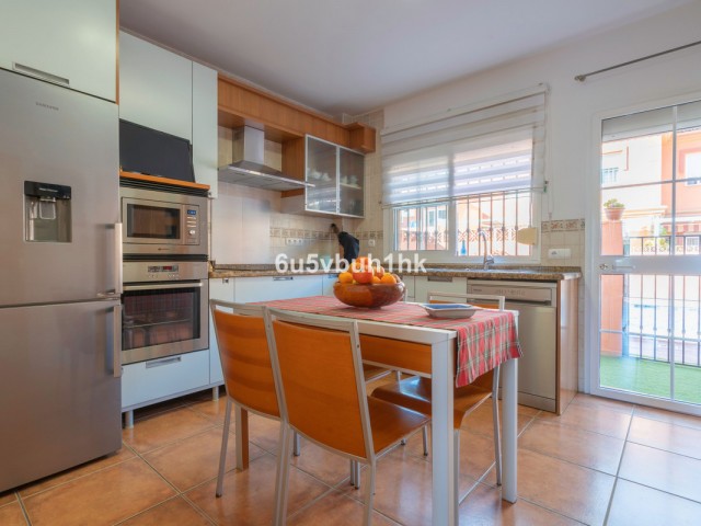 Villa con 4 Dormitorios  en Fuengirola