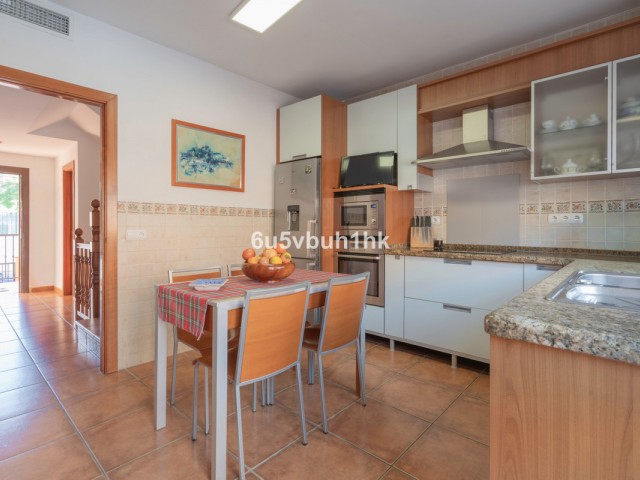 Villa con 4 Dormitorios  en Fuengirola