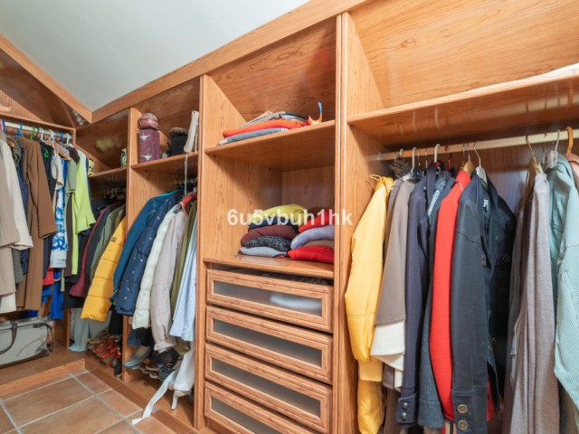 Villa con 4 Dormitorios  en Fuengirola