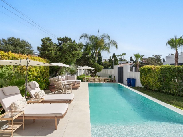 Villa, Marbesa, R5237476