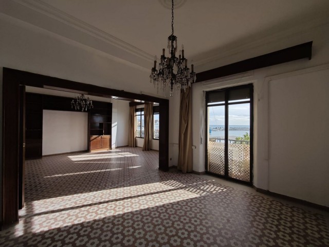 4 Slaapkamer Appartement in Málaga Centro