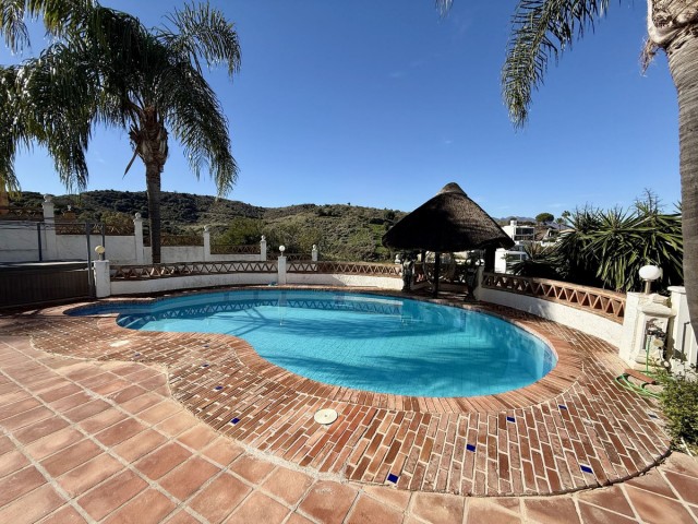 Huvila, Cerros del Aguila, R5247721