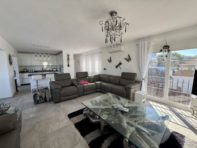 Huvila, Cerros del Aguila, R5247721