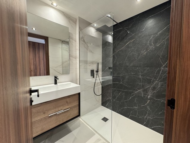 2 Bedrooms Apartment in San Pedro de Alcántara