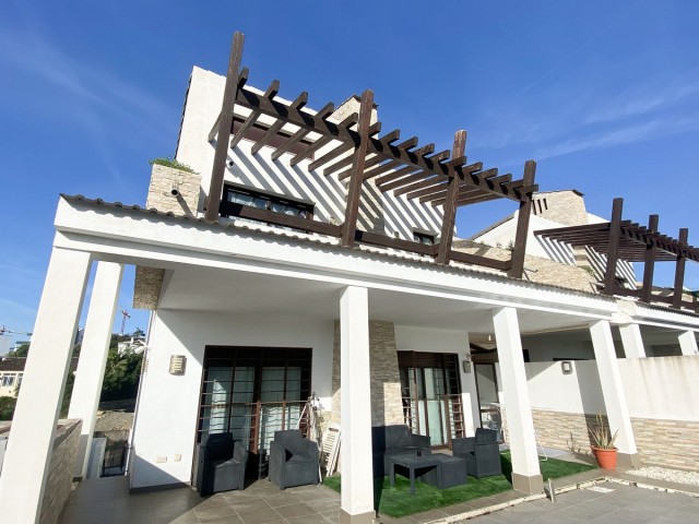 Huvila, Valle Romano, R4921282