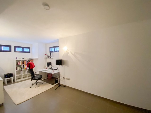 Villa avec 5 Chambres  à Valle Romano
