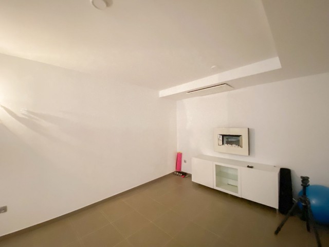 Villa avec 5 Chambres  à Valle Romano