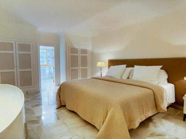 Appartement avec 3 Chambres  à Monte Halcones