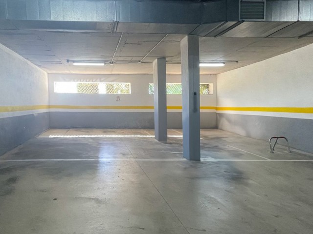 Appartement avec 3 Chambres  à Monte Halcones