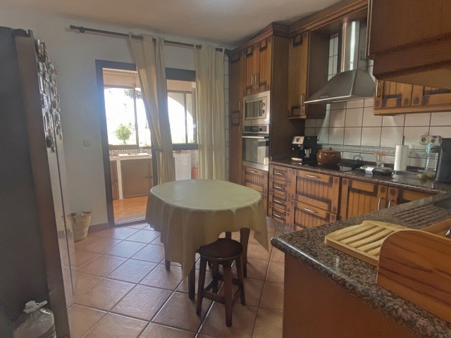 3 Bedrooms Villa in Elviria